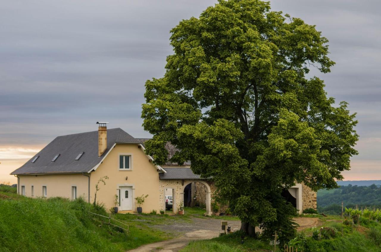 Pesaulhe Bed & Breakfast Monein Екстериор снимка