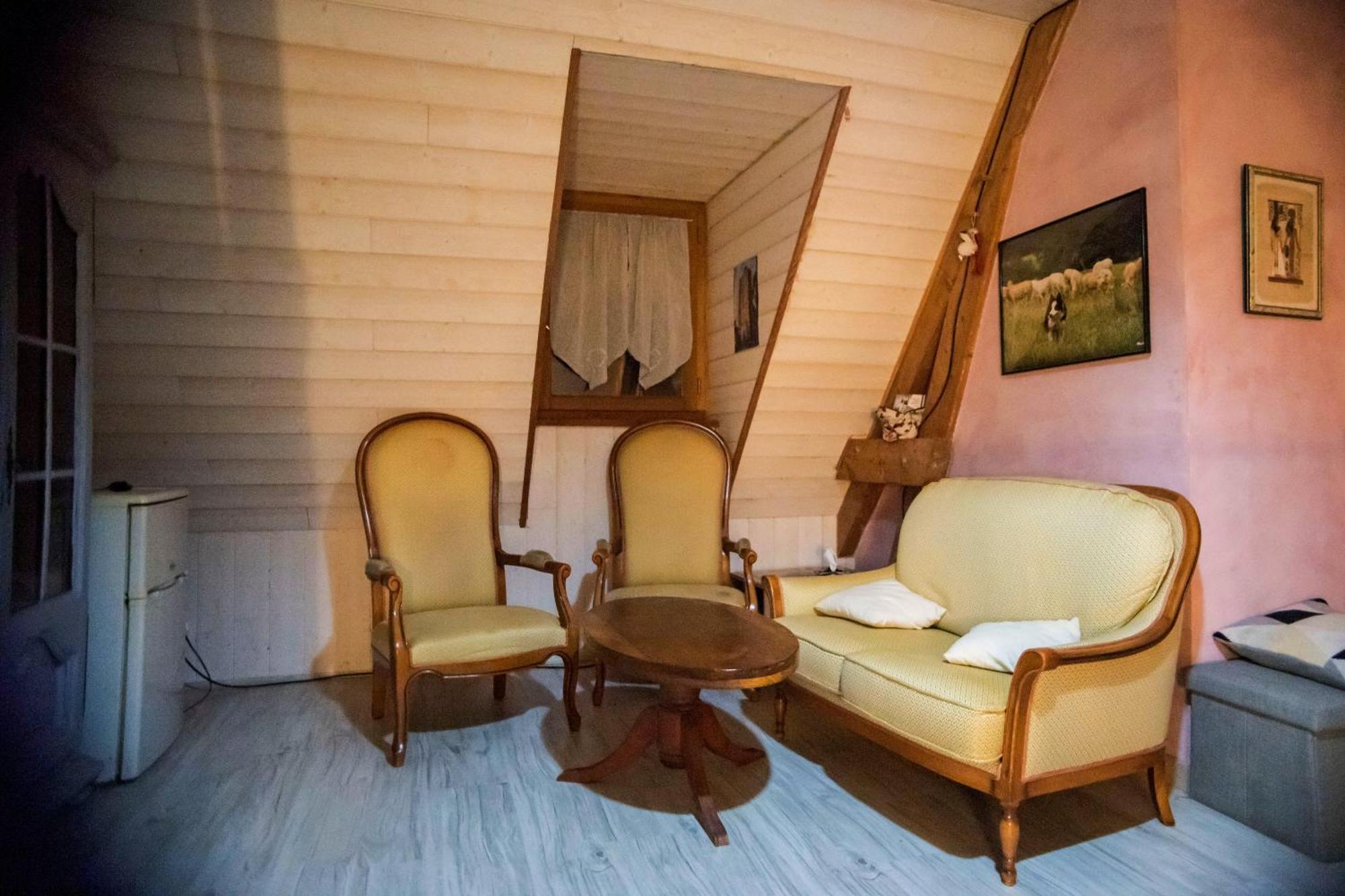Pesaulhe Bed & Breakfast Monein Екстериор снимка